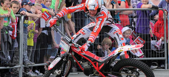 Steve Colley – Motorcycle Stunt Rider
